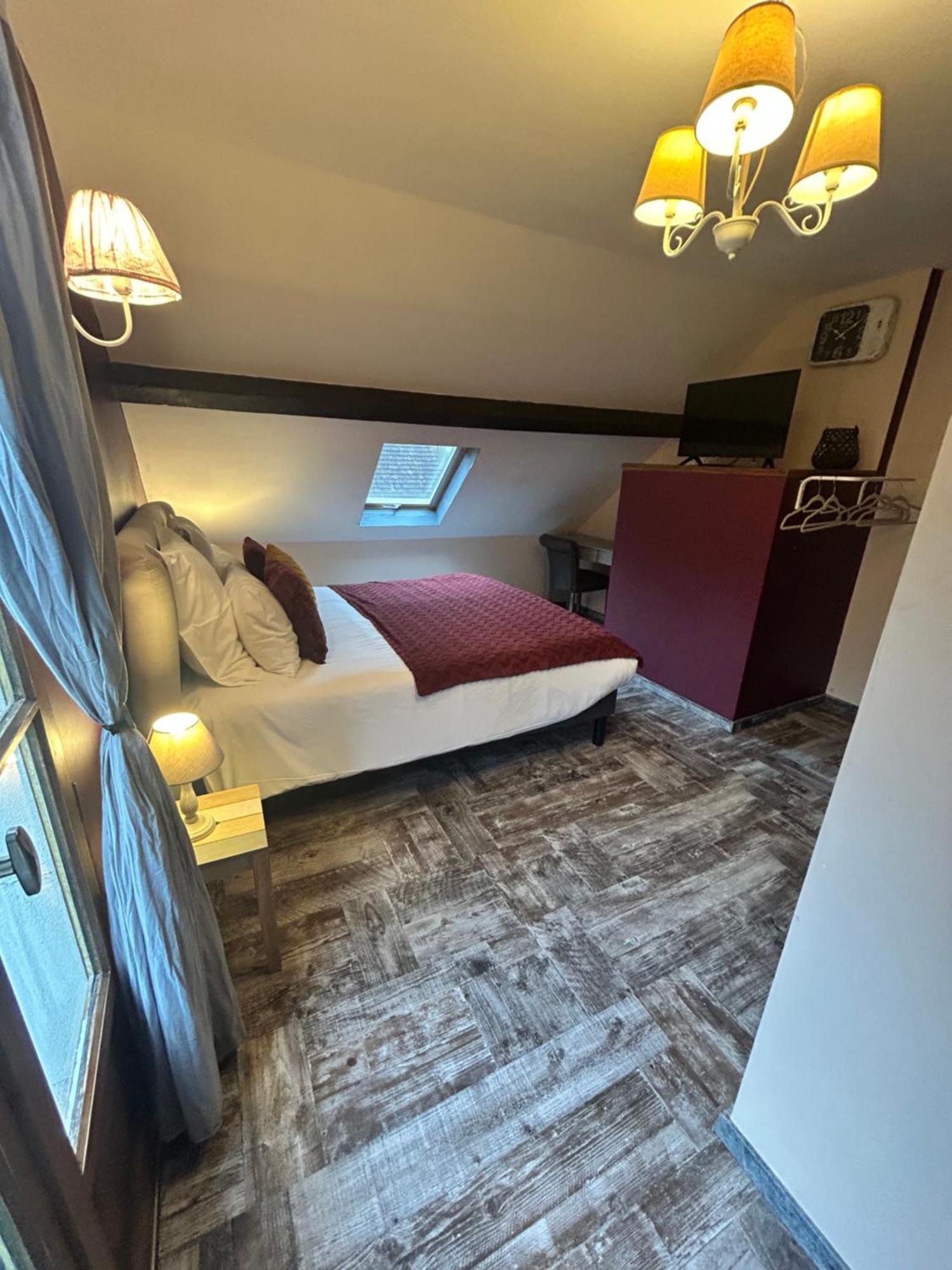 Le D'Tour Gourmand Bed and Breakfast Toulouse-le-Chateau Εξωτερικό φωτογραφία