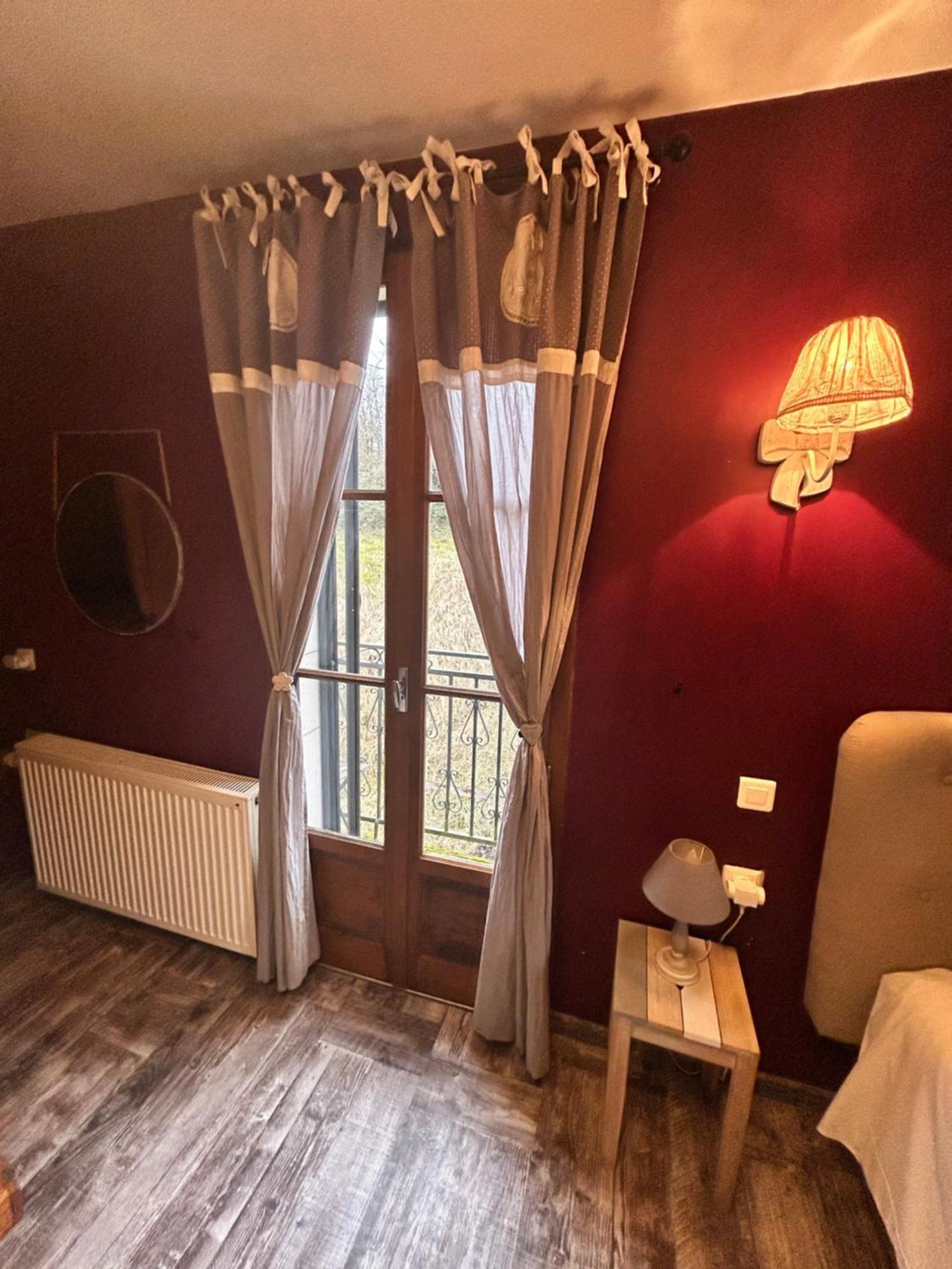 Le D'Tour Gourmand Bed and Breakfast Toulouse-le-Chateau Εξωτερικό φωτογραφία