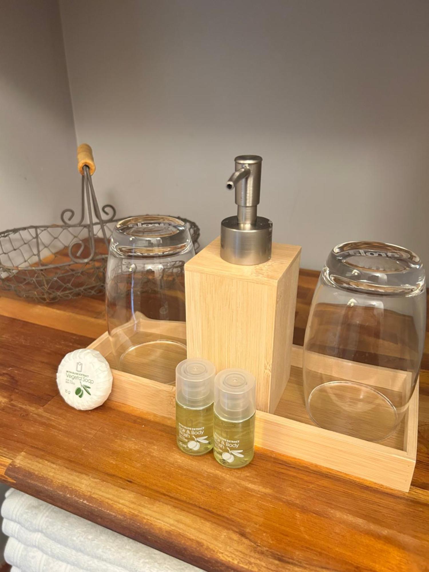 Le D'Tour Gourmand Bed and Breakfast Toulouse-le-Chateau Εξωτερικό φωτογραφία