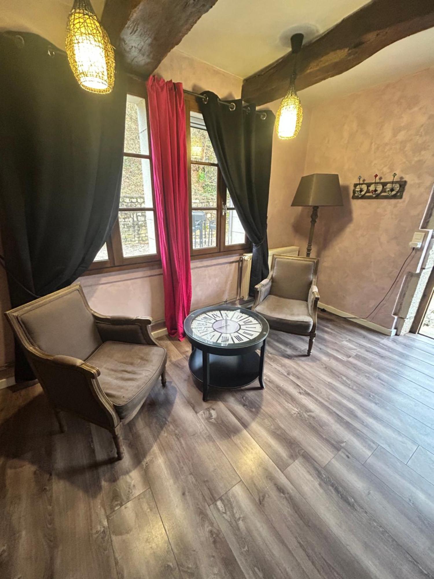 Le D'Tour Gourmand Bed and Breakfast Toulouse-le-Chateau Εξωτερικό φωτογραφία